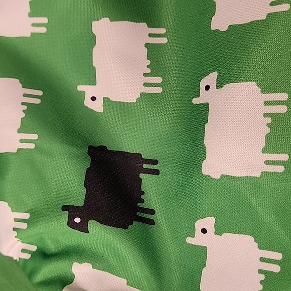 Black Sheep Pattern in Homage to Lady Diana Sweater Vest - Picture 9 of 10